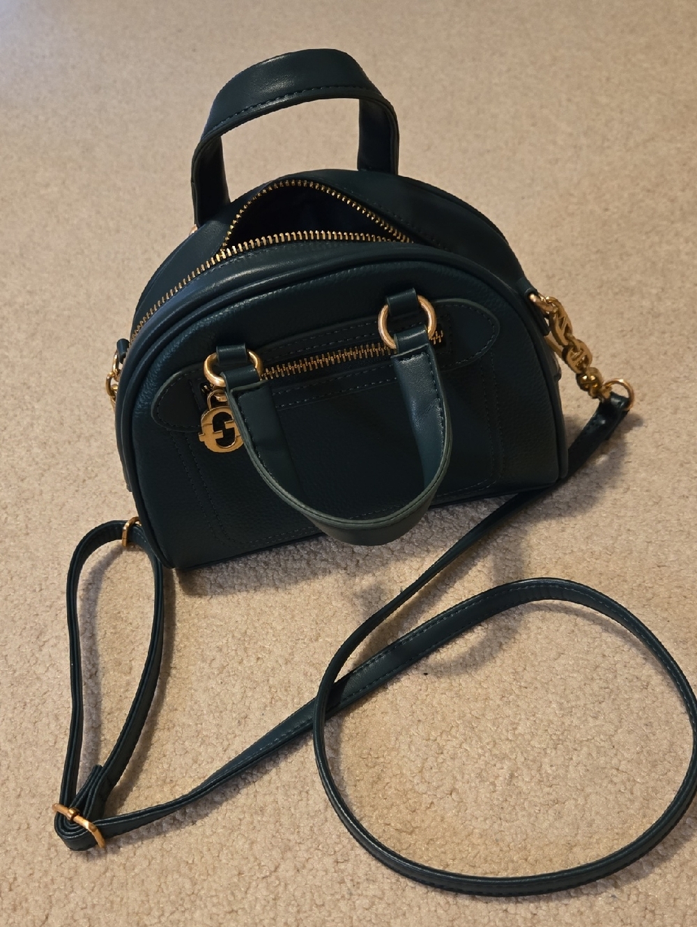 Green Purse With Gold Accents NWOT Same Day Shipping Smoke-free Home